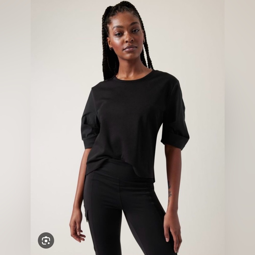 Athleta Harlow Hybrid Tee // Black